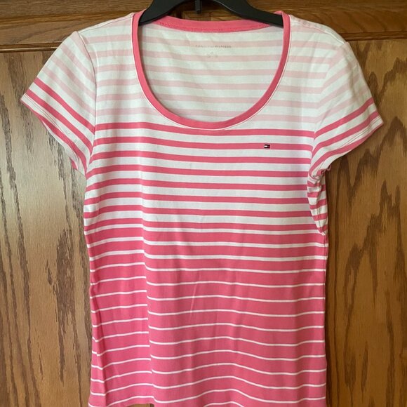 Women's Tommy Hilfiger T-Shirt - Picture 1 of 5